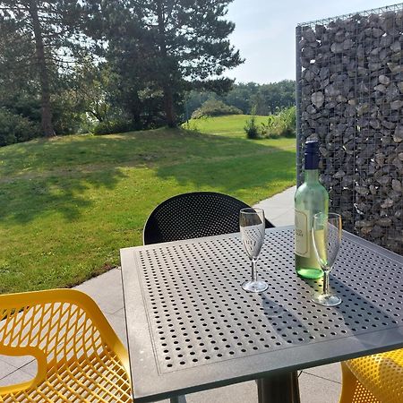 Luxe Appartement Zeeduin: Beachfront Resort with Private Terrace Hollum  Exterior photo